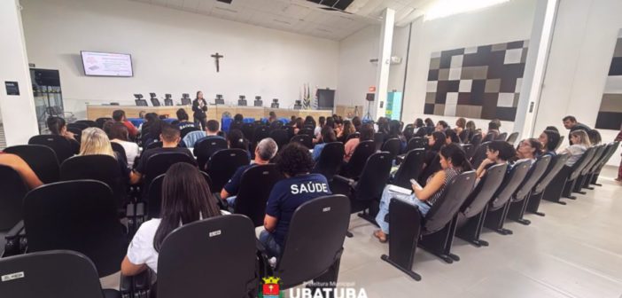 Saúde capacita enfermeiros sobre inserção de Implanon em Ubatuba