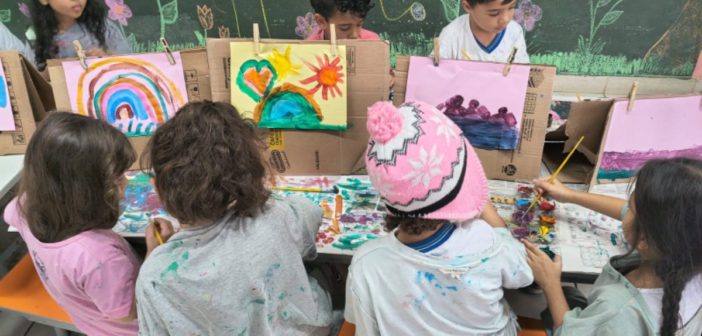 Semana da Criança leva programação especial às escolas municipais de Ilhabela